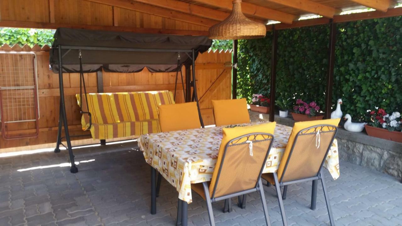 Tini Apartman Balatonfured Exterior photo